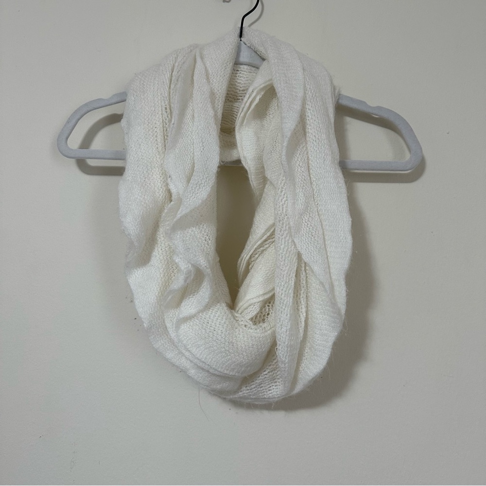 [3 for $12] Off-White Infinity scarf